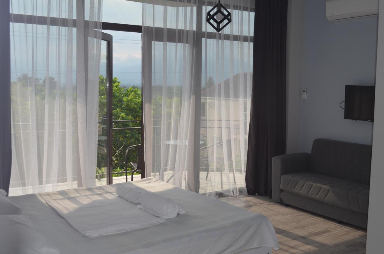 Guest House Madonna Кобулеті Екстер'єр фото