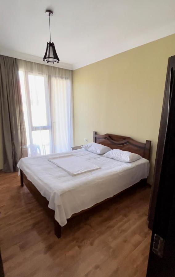 Guest House Madonna Кобулеті Екстер'єр фото