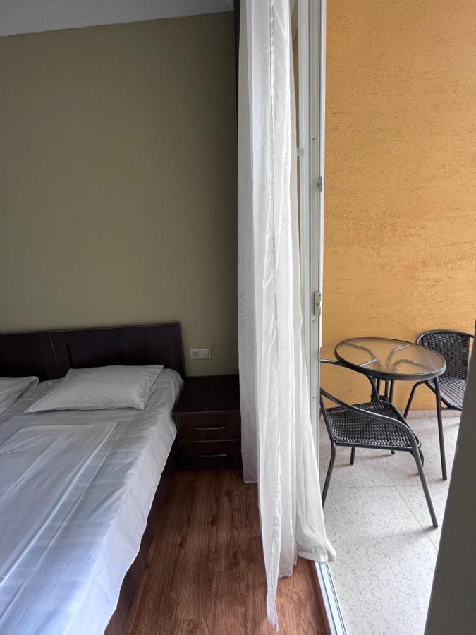 Guest House Madonna Кобулеті Екстер'єр фото