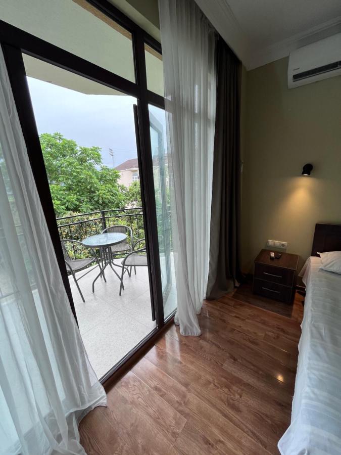 Guest House Madonna Кобулеті Екстер'єр фото