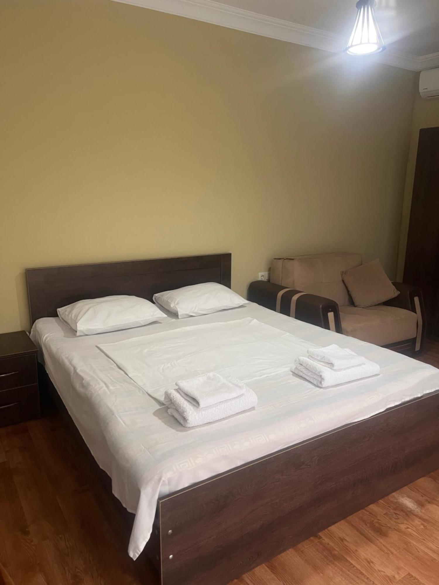 Guest House Madonna Кобулеті Екстер'єр фото