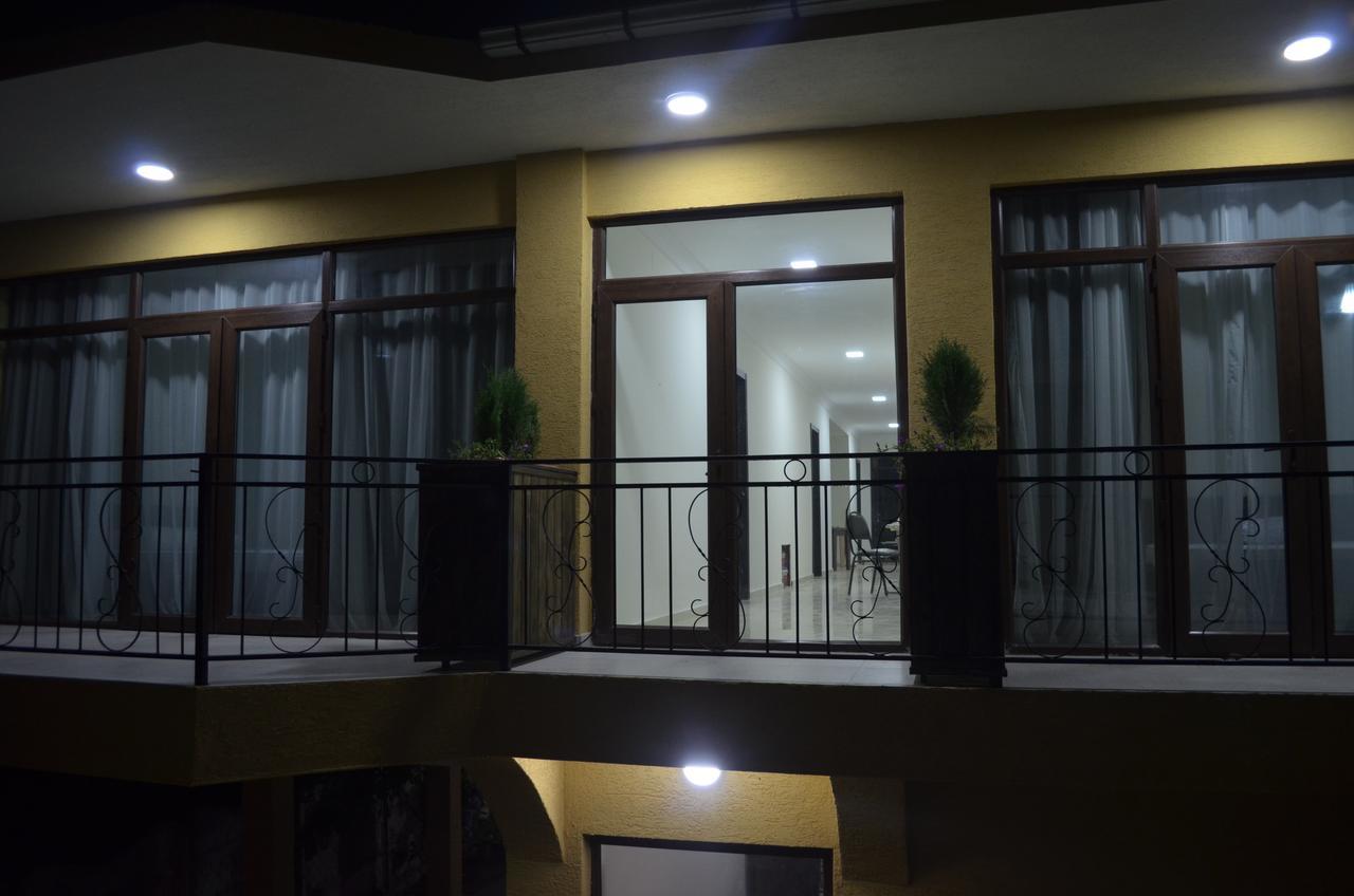 Guest House Madonna Кобулеті Екстер'єр фото
